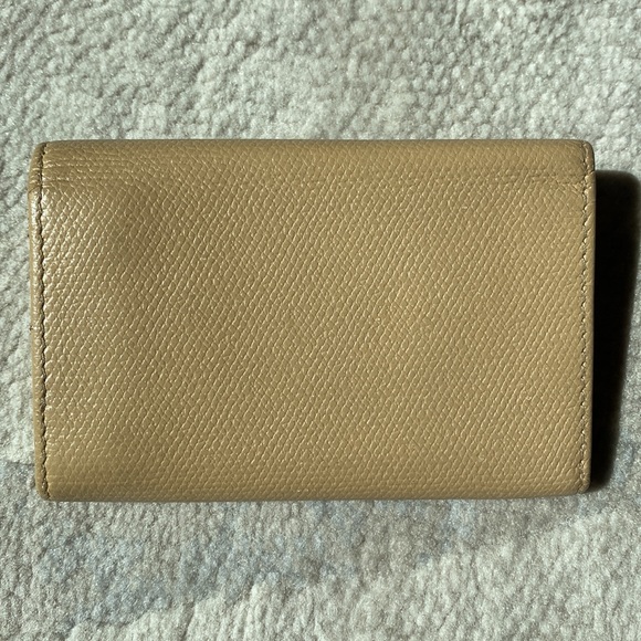 CHANEL 6 Key Card Holder Wallet Beige Leather - Picture 13 of 13